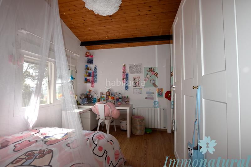 Foto 555bc2e0-457f-4b75-be96-51cb8d349991. Chalet mit kamin heizung parking pool in Torrelles de Llobregat