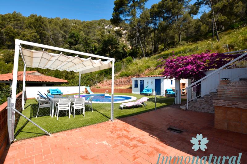 Foto 7eca4f02-ffe6-487b-a10f-85b6165d7042. Chalet mit kamin heizung parking pool in Torrelles de Llobregat