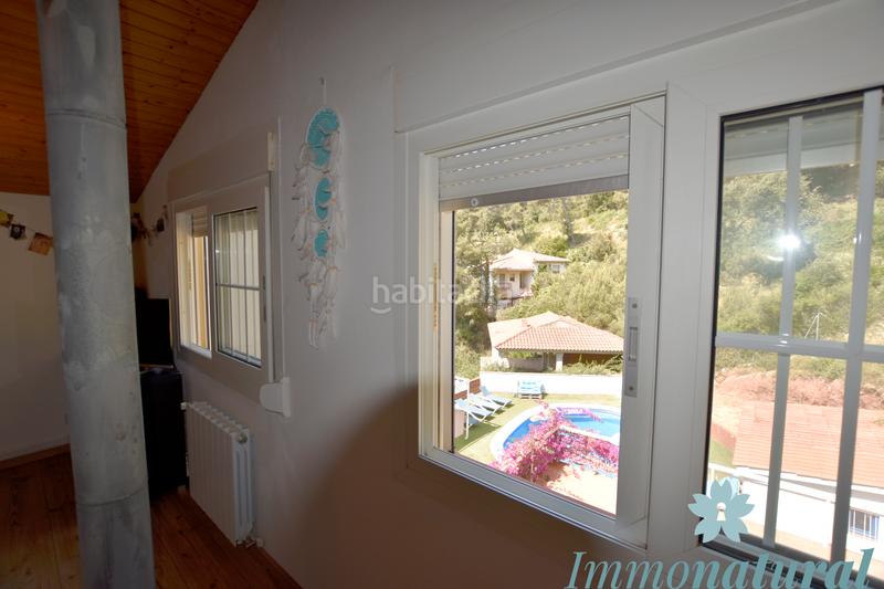 Foto dc8401c2-895f-4d97-962f-f75c962c590c. Chalet mit kamin heizung parking pool in Torrelles de Llobregat