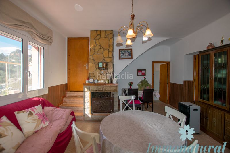 Foto 0590aa48-b7ca-4744-aedd-3dc7783156a8. Casa en Torrelles de Llobregat
