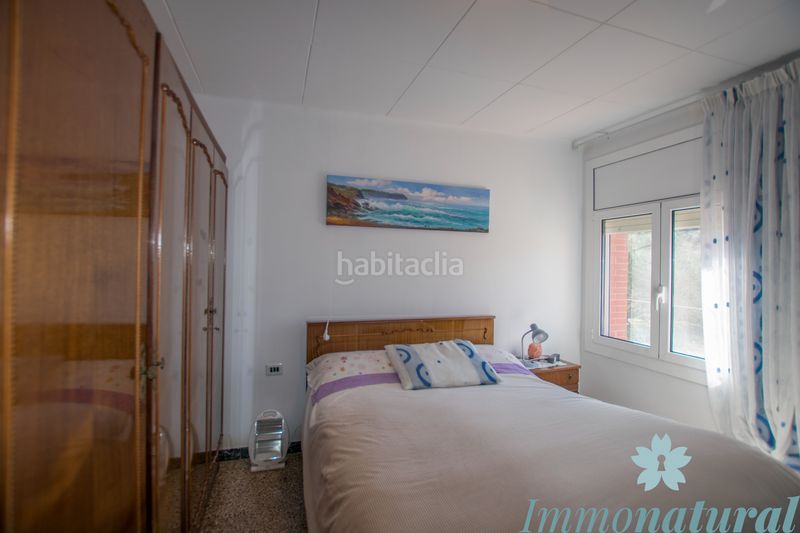Foto 5545d3e8-d724-46e8-8b9e-0df4ad220e96. Casa en Torrelles de Llobregat