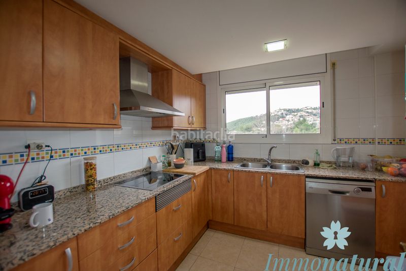 Foto 4244dae6-b005-44aa-89aa-b0b0d85ecbf0. Àtic amb calefacció aparcament a Torrelles de Llobregat