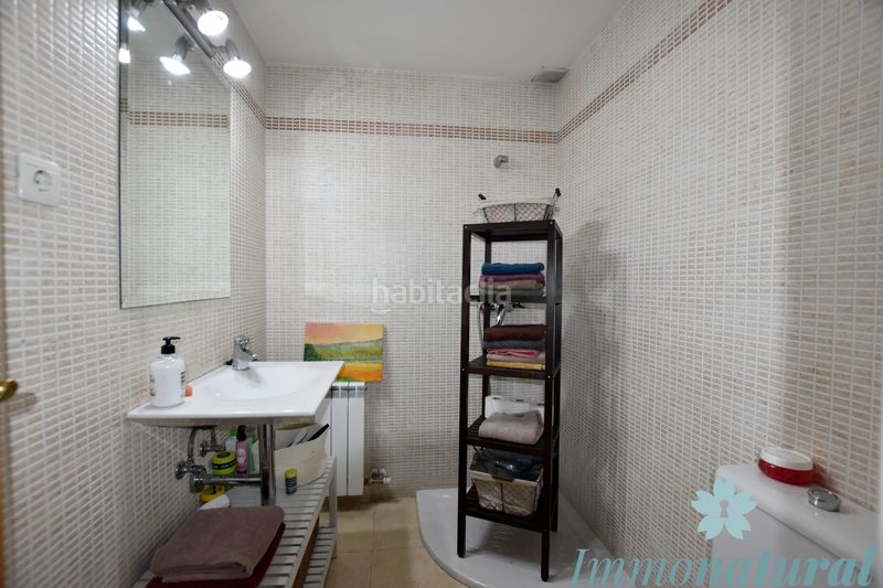 Foto 46c39815-b313-4087-abda-a008857ece16. Àtic amb calefacció aparcament a Torrelles de Llobregat