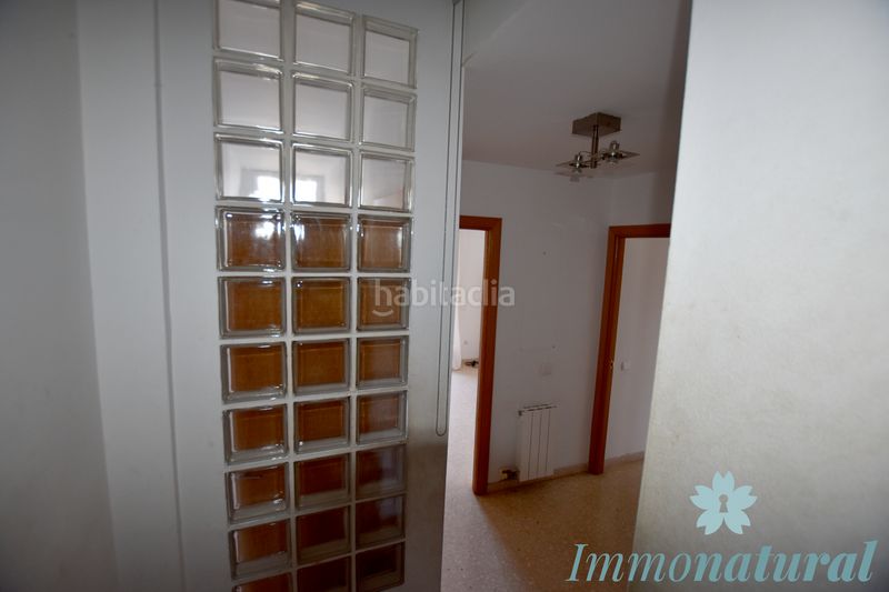 Foto 2e6e10c4-f19a-4562-88a8-8b83e3cbfc92. Casa adossada amb xemeneia calefacció aparcament a Torrelles de Llobregat