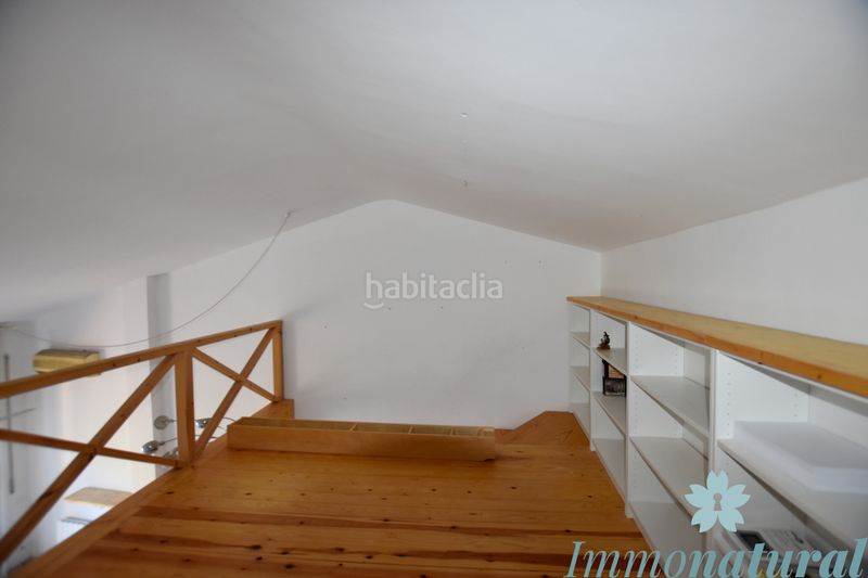 Foto 71f71513-ecab-4115-acd1-3704f995e53e. Casa adossada amb xemeneia calefacció aparcament a Torrelles de Llobregat