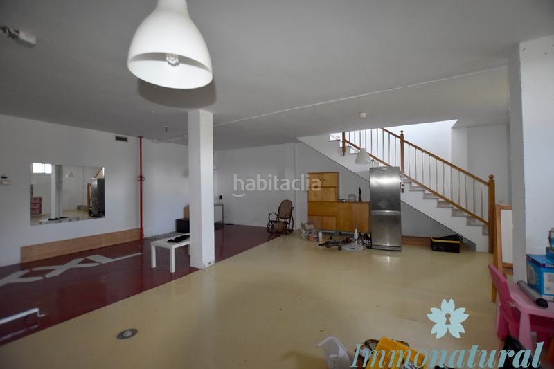 Foto 7e53b7de-c275-4d33-a6f9-3108ec1ce4be. Casa adossada amb xemeneia calefacció aparcament a Torrelles de Llobregat