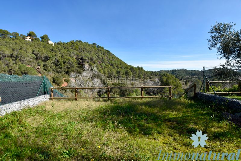 Foto 3b5276b1-f4c5-4461-b546-113ba479cfef. Casa adossada amb xemeneia calefacció aparcament a Torrelles de Llobregat