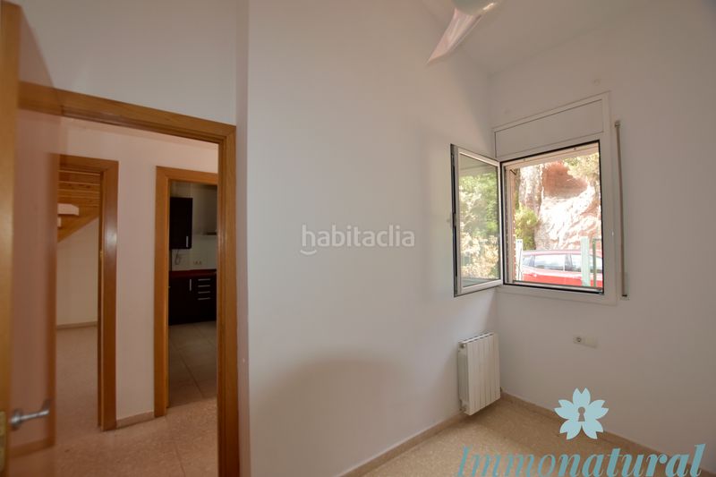 Foto f262d65a-24fe-499e-82a8-432fa8a01f28. Casa adossada amb xemeneia calefacció aparcament a Torrelles de Llobregat