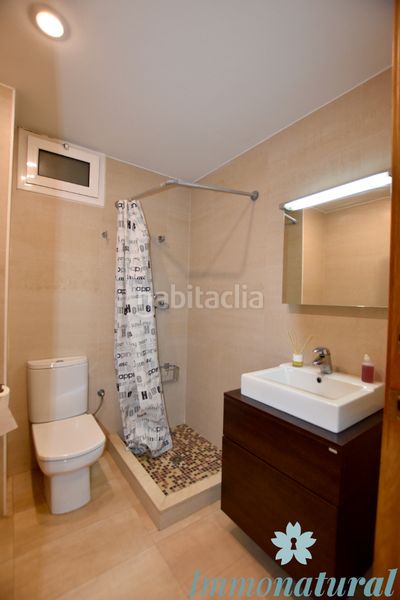Foto 181e9f06-4382-4175-bf48-c886e4dbffd6. Xalet amb calefacció aparcament piscina a Torrelles de Llobregat