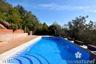 Xalet  Carrer 24. Casa independiente con piscina - can g�ell, torrelles de llobreg