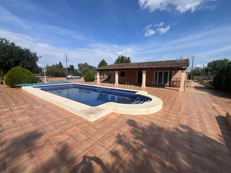 Foto a655a0f9-b16e-4e07-b946-753e7686cfab. Masia amb aparcament piscina a Llucmajor interior Llucmajor