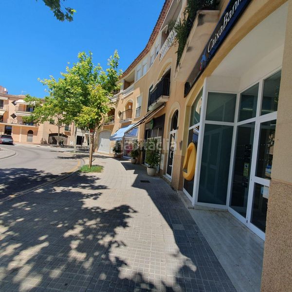 Foto bda5d79b-98c9-49dd-8112-5235f6784de3. Lloguer local comercial a plaça pare antoni ramón pasqual 8 a Palma de Mallorca