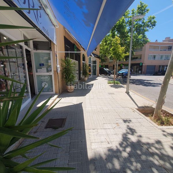 Foto d450826b-f1ab-4637-b1d4-9e44c2bc290d. Lloguer local comercial a plaça pare antoni ramón pasqual 8 a Palma de Mallorca