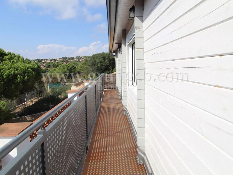 Foto c784cbd4-a872-47ee-8fac-375428463065. Casa con piscina in Lloret Residencial - Montlloret Lloret de Mar
