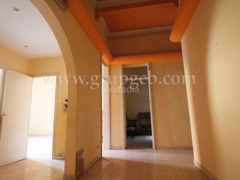 Foto ba1bfca1-8ae4-42e2-909e-6acbe50dfaf1. Pis a Eixample Nord Girona