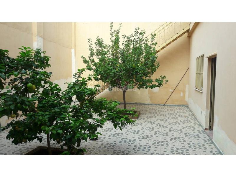 Foto c20875f3-ddee-4ff1-835c-a635cadb2465. Casa  en venta en Alfafar