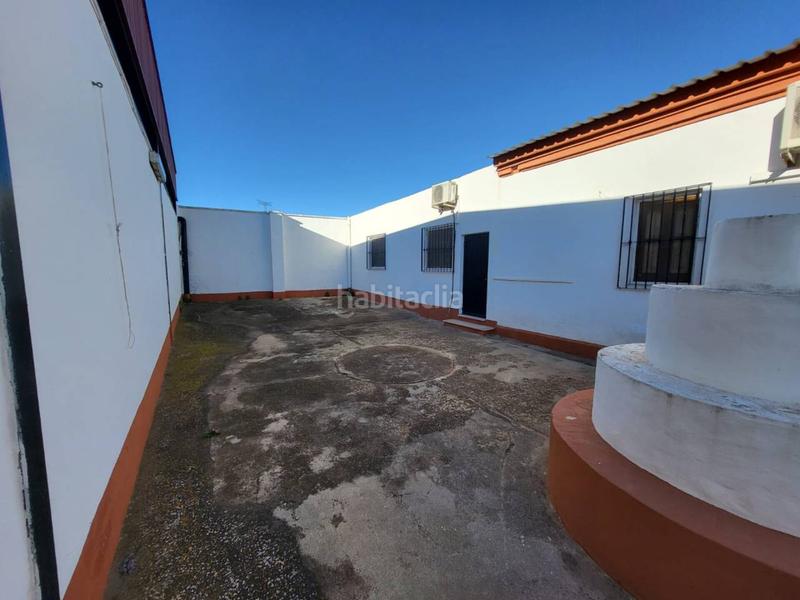 Foto b506509d-f114-4cfc-a6ff-f5625ac78686. Edificio in Picassent