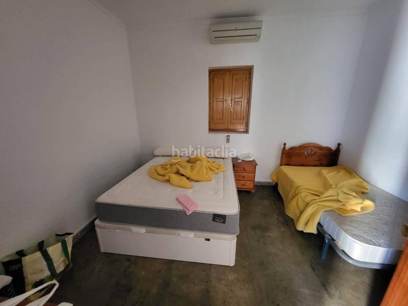 Foto efc46d81-8462-47a2-8917-71d73cb987c8. Edificio in Picassent