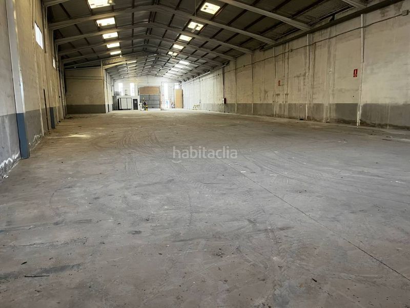 Foto a7aa22b4-e8d5-4561-870c-957aa3c16f47. Location bâtiment à usage industriel dans Silla