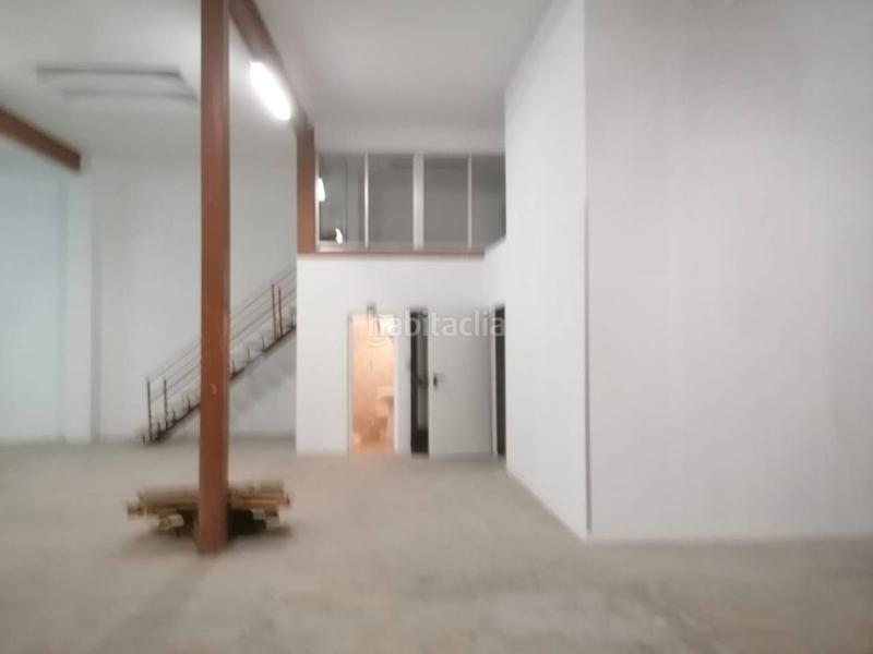 Foto 4ab555c0-8b4c-47f3-bc15-464432d3ec38. Alquiler local comercial local en alquiler en Benetússer