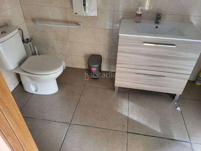 Foto 80d3b68b-02ef-4f7f-932b-1c2ff49517f0. Location bâtiment à usage industriel dans Carlet