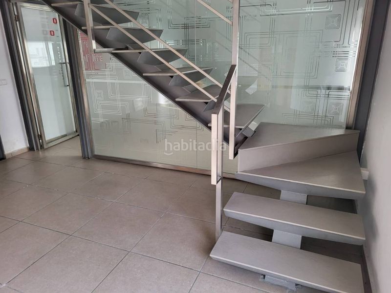 Foto ede53dcf-301a-40cb-85a1-1446e6814cac. Location bâtiment à usage industriel dans Carlet