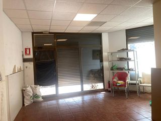 Local Comercial a Avenida Antonio Muñoz
