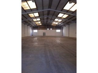 Miete Fabrikhalle  Calle nou. Nave industrial en alquiler en beniparrell