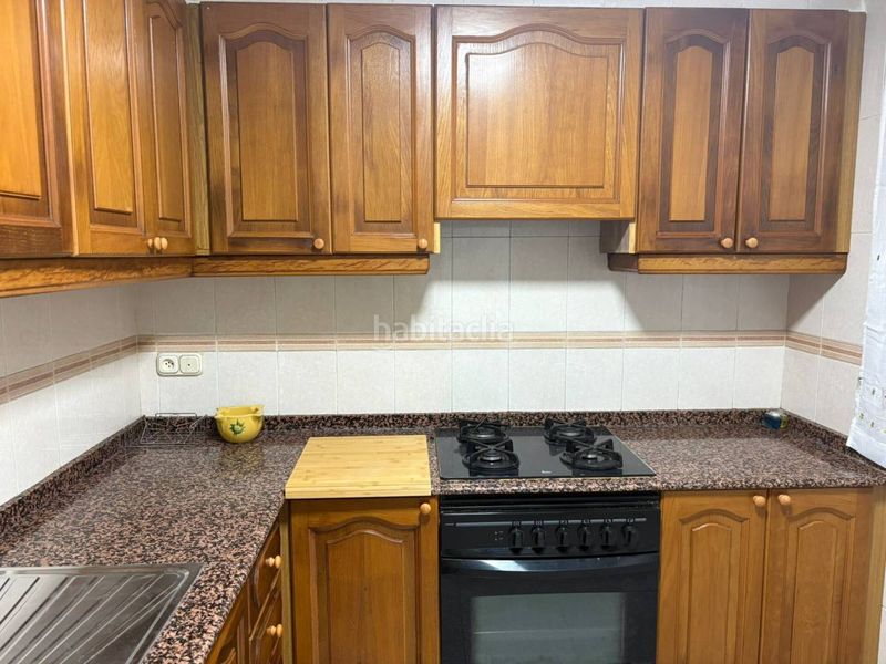 Foto 6b472ba4-e982-42d5-98ec-b795cfef7103. Piso  en venta en Benetússer