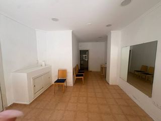Miete Geschäftsraum  Calle antonio tarazona. Local en alquiler en sedaví