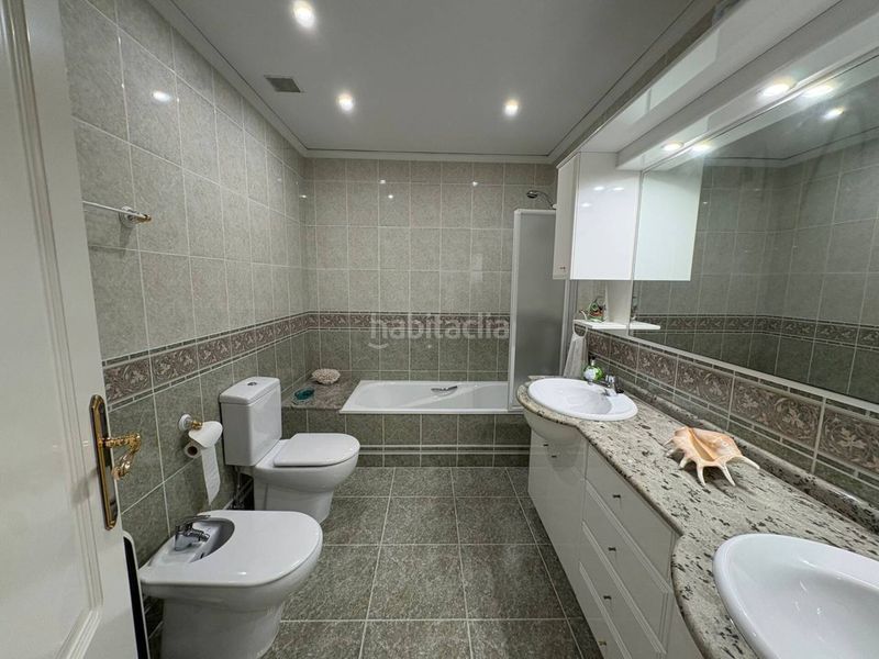 Foto 001c5c8e-9e18-4ce1-b3da-ac06abfe07ee. Casa adossada amb aparcament a Sedaví