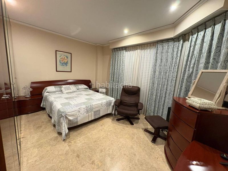 Foto a68ab97e-613e-47a0-aa70-70f1c3b2d810. Casa adossada amb aparcament a Sedaví