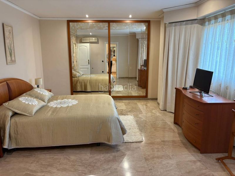 Foto d5462454-5d75-4a55-907f-aac015be323b. Casa adossada amb aparcament a Sedaví