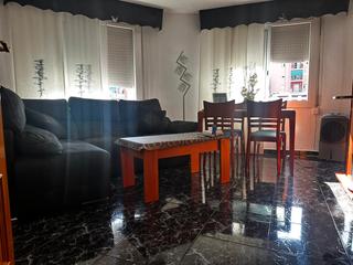 Appartamento  Carrer de coll i pujol 132. Piso de 3 dormitorios junto a coll i pujol