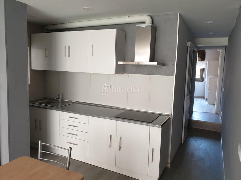 Foto 366ce94f-9acf-45dd-8551-1cce1947a859. Pis a carrer de peníscola 744 a Trinitat Vella Barcelona