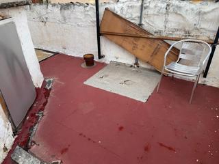 Haus  Carrer d'antoni botey. Casa a reformar con terraza