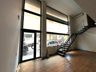 Location Local commercial  Carrer de móra la nova 12. Local duplex para alquilar