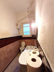Etagenwohnung  Travessia de ramon castellà 9. Planta baja para reformar