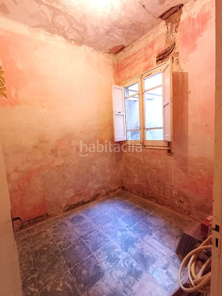 Foto d9174f0a-1311-4488-828d-46638019febf. Ground floor in travessia de ramon castellà 9 in Móra la Nova