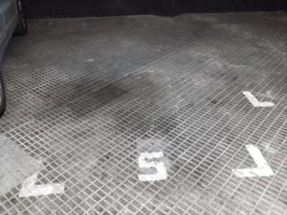 Aparcament cotxe a Carrer de Provença 325