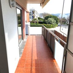 Etagenwohnung  Carrer cam� del coll. Muy luminoso tranquilo