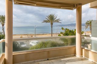 Location Appartement à Ciudad Jardín. Piso con vistas al mar en ciudad jardín