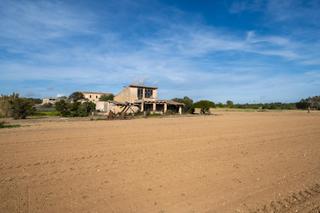 Casa  Polgono son mas. Casa rstica para reformar cerca de porreres
