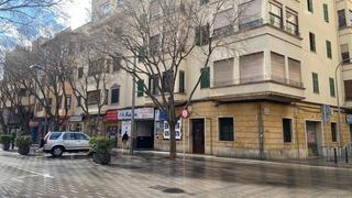 Business premise  Carrer blanquerna. Local comercial,  calle blanquerna, palma