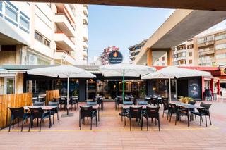 Lloguer Local Comercial  Carrer pascual ribot. Traspaso de restauranteparrilla en funcionamiento  centro de pal