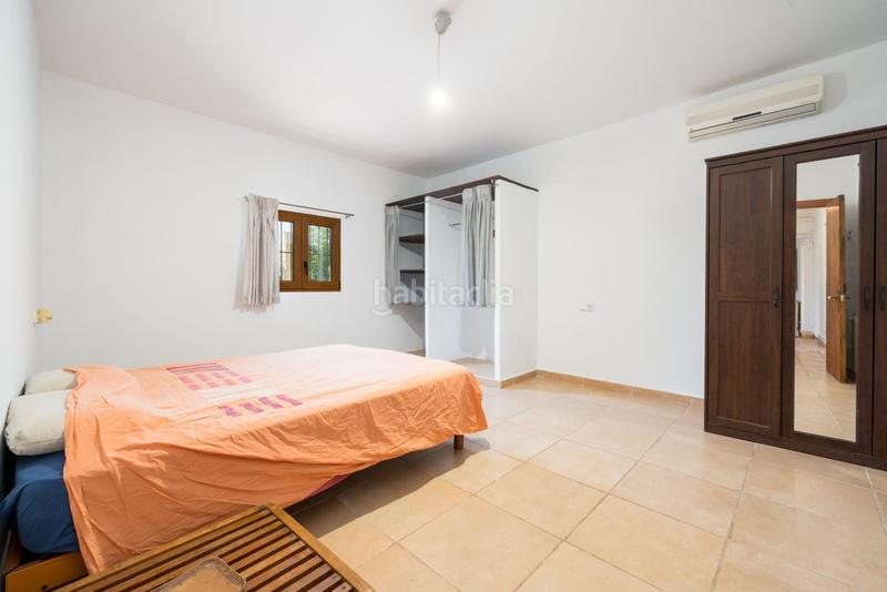 Foto f37d986b-9a4b-4ae9-ba7d-eb1bc7af2e92. Chalet con riscaldamento parcheggio piscina in Es Garrovers Marratxí