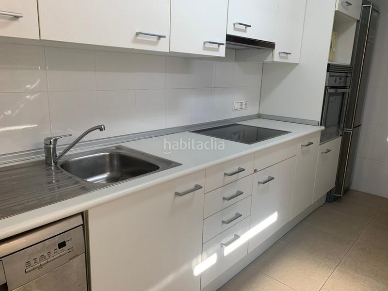 Foto 1de930c7-1b35-4246-b942-b48bd01b844e. Alquiler piso  en estado impecable en el molinar en Palma de Mallorca