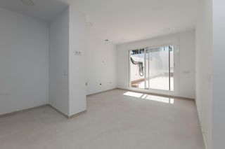 Planta baixa  Carrer de joan daurer. Obra nueva en coll den rabassa vivienda de diseño con gran terra