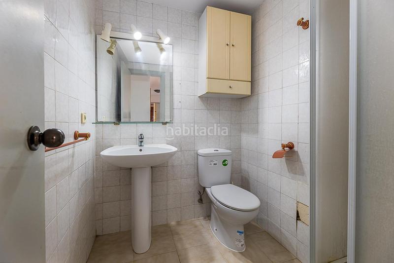 Foto 4a84e873-3d3b-4473-a72b-e0eeac22f445. Piso segundo piso con ascensor, parking y trastero en palma en Palma de Mallorca