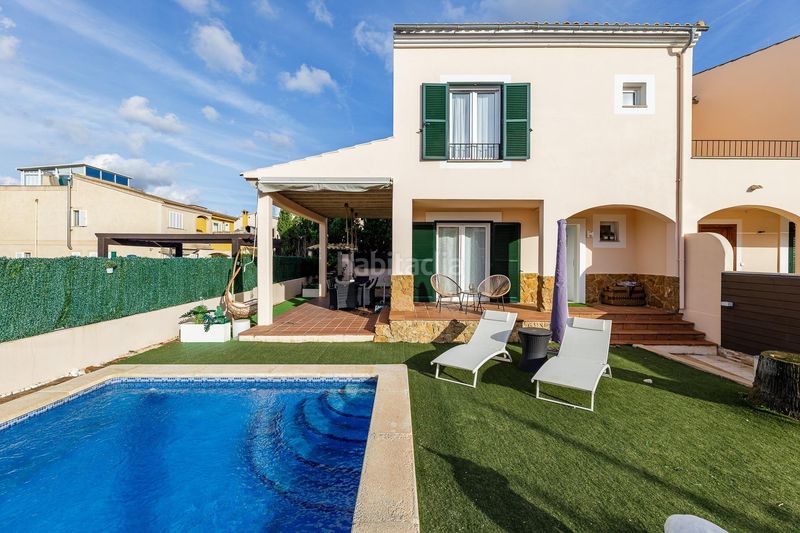 Foto acfb1f70-e6f1-4505-8e86-5a7d6d43fc11. Casa adossada amb calefacció aparcament piscina a Llucmajor